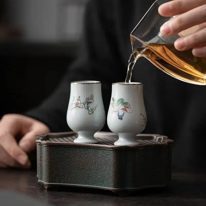 كوب شاي رشيق بأقدام عالية، كوب منزلي مصنوع يدويًا من السيراميك مع تتبع الذهب الأبيض، كوب شخصي صغير، كوب عطري، كونغ