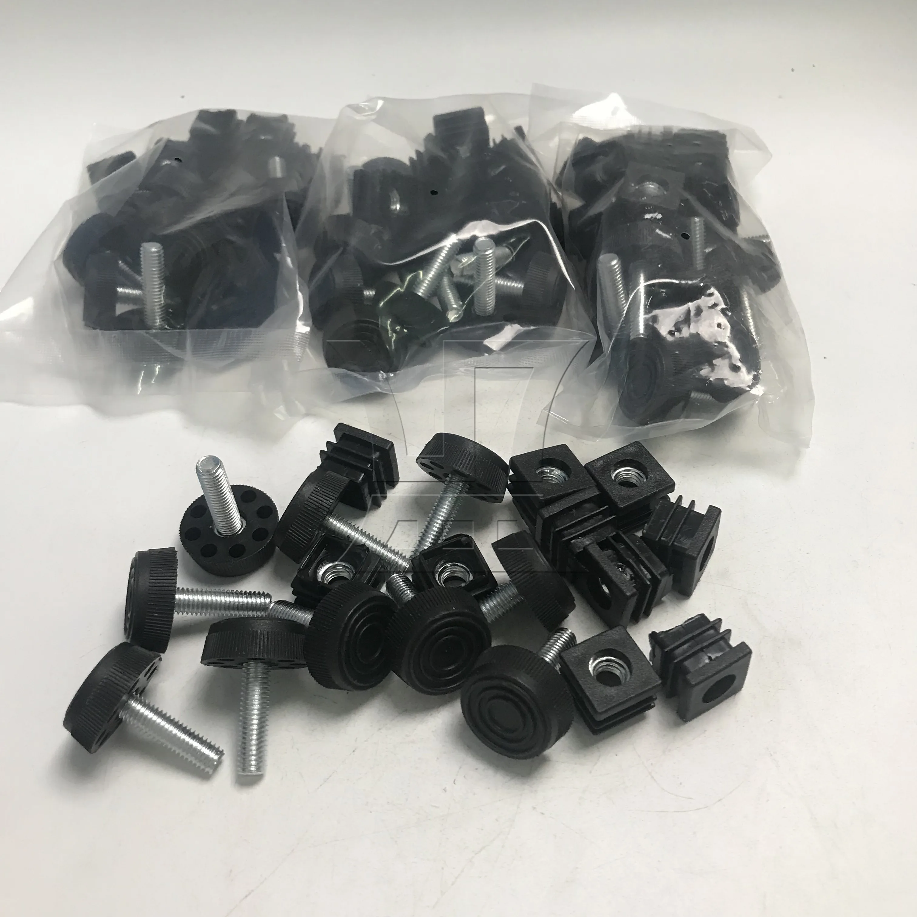 

BQLZR 40pcs Square Insertion Adjustable Level Table Anti Slip Foot 20x20mm Stable And Wear