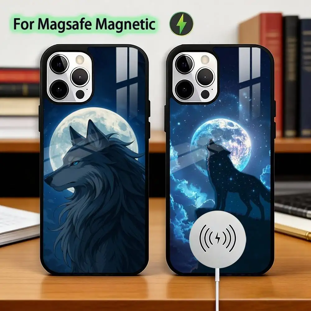 Moon Roaring W-Wolf Phone Case For iPhone17,16,15,14,13,12,11 Plus,Pro Magnetic For Magsafe Wireless Charging