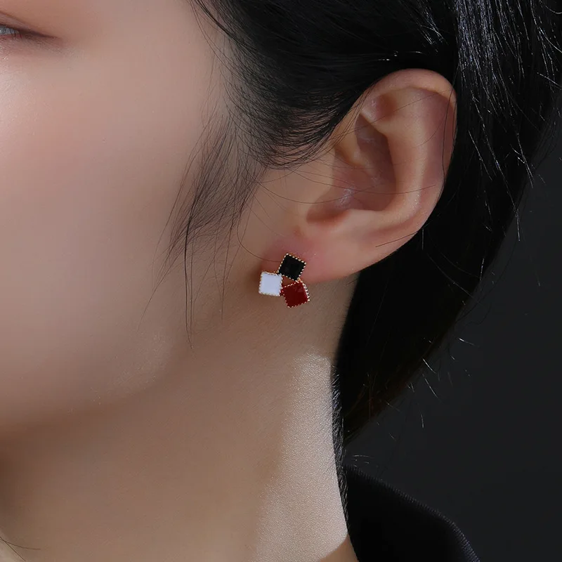 

Trendy Design Earrings for Women Red Small Black White Squares Golden Piercing Post Stud Fashion Jewelry for Party
