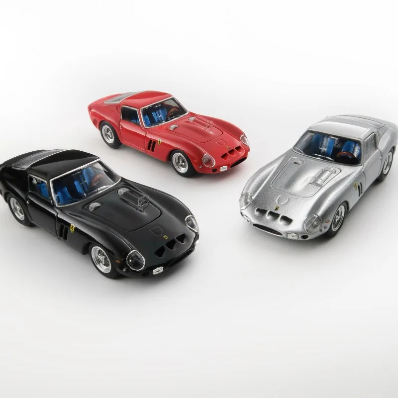 

CL 1:64 250 GTO die-cast simulation alloy car model, boys' toy, adult collectible ornament.
