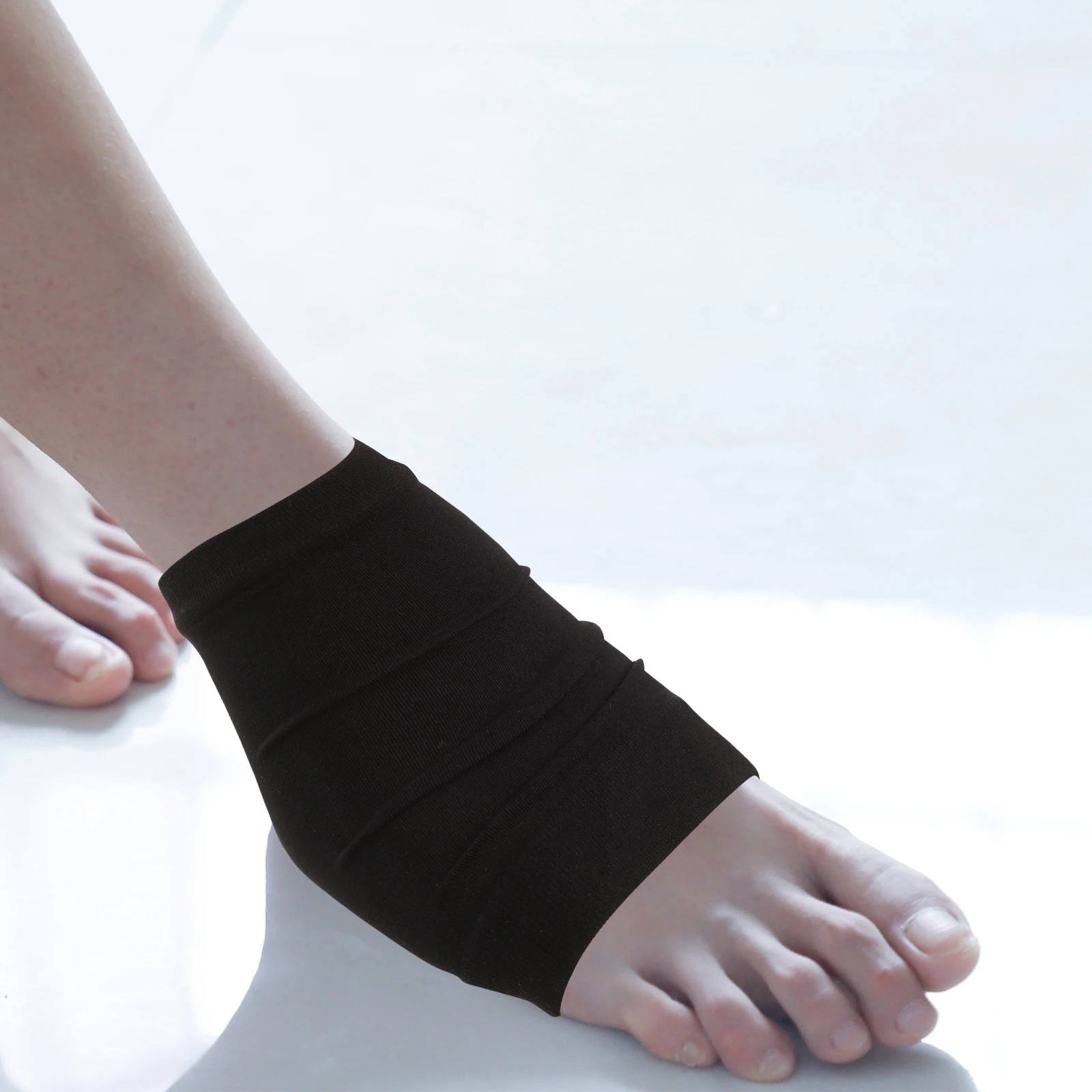 

Arch SleeveFlat Portable Support Compression Sleeve for Men Women Breathable Compact Foot Arch Support Household Foot Care Tool