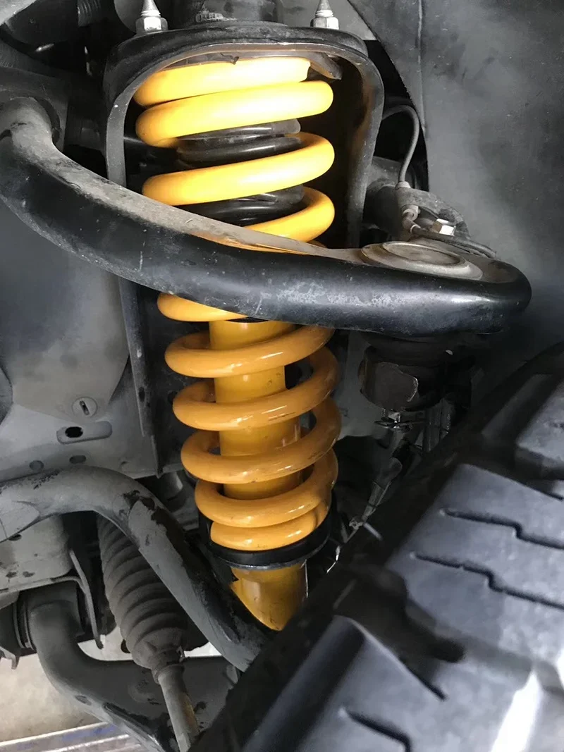 Kinggo 4x4 Suspension NP300 40mm Front Coil Spring for Navara D23