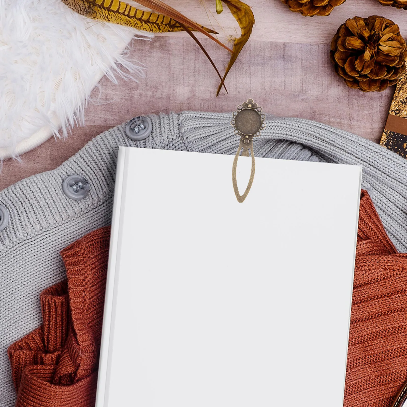 

10Pcs Copper Bookmarks Retro Reading Marks Delicate Page Holders Multipurpose Book Page Markers for Book Lovers