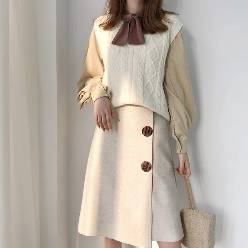 

Knitted Sleeveless Vest Women 7 Colors Casual Side-slit Design Simple Korean Fashion Soft All-match Harajuku Daily College Basic