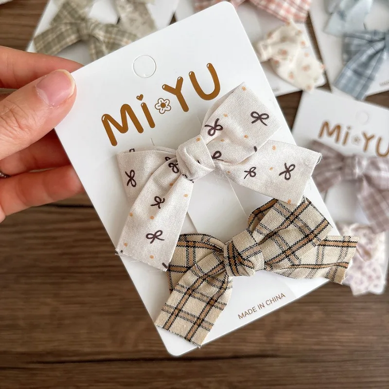 2 szt./zestaw Koreańskie słodkie spinki do włosów dla dzieci z kwiatowym motywem, materiałowa kokarda, wzór w kratę, wsuwka do włosów, antypoślizgowa spinka do grzywki, uniwersalna spinka do włosów