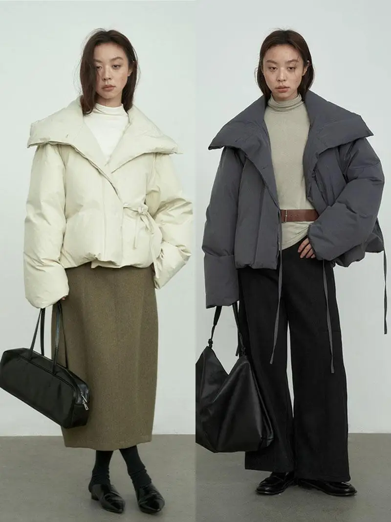 

TINNTINN Утепленное белое пуховое пальто-пуховик с объемным воротником на завязках, очень теплое, для женщин