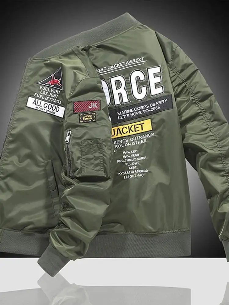 

Мужская куртка в стиле милитари в стиле ретро, весенне-осенняя свободная посадка с вышивкой в стиле пэчворк, крутая верхняя одежда, водонепроницаемая полиэстеровая одежда...