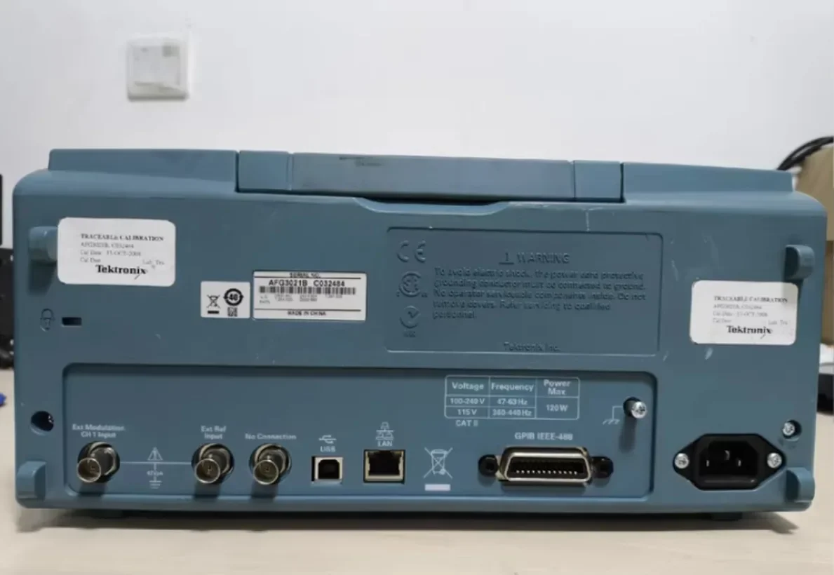 1PC Tektronix AFG3021B Single-Channel Function / Arbitrary Waveform Generator#Xing