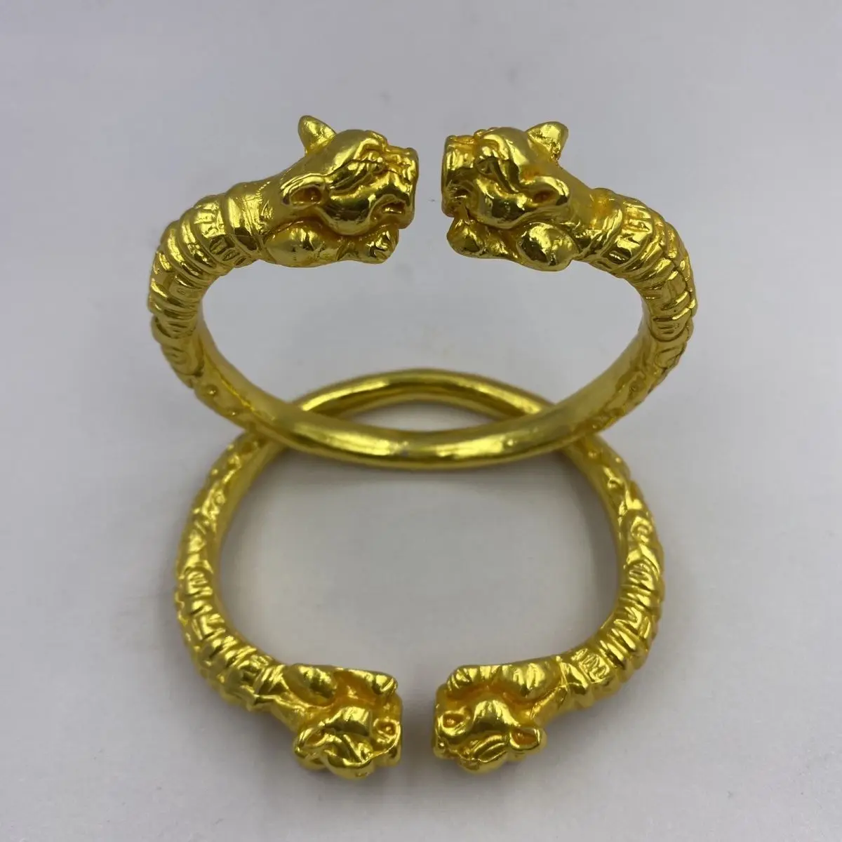 

Antique bracelet, pure copper gold-plated bracelet, bracelet, wife, mother, grandma, a holiday gift.