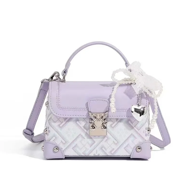 

Trendy ethnic style brocade box bag, new small luxury shoulder bag, versatile fashion with high aesthetic value, hand-held and c