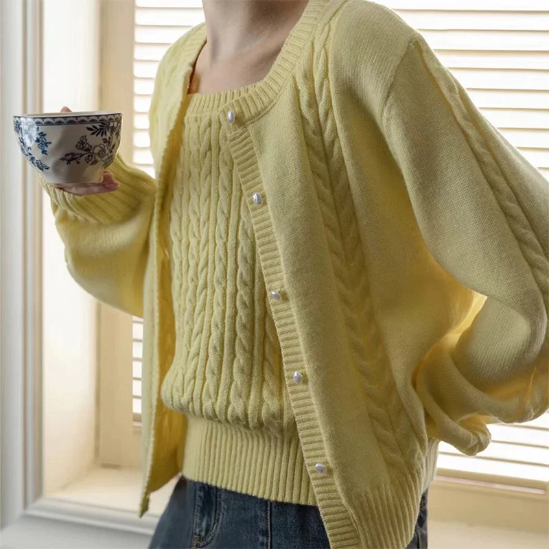 Dwuczęściowy zestaw: ekskluzywny kaszmirowy kardigan damski, dziergana kamizelka z warkoczowym splotem, luźny sweter wierzchni i płaszcz w stylu retro.