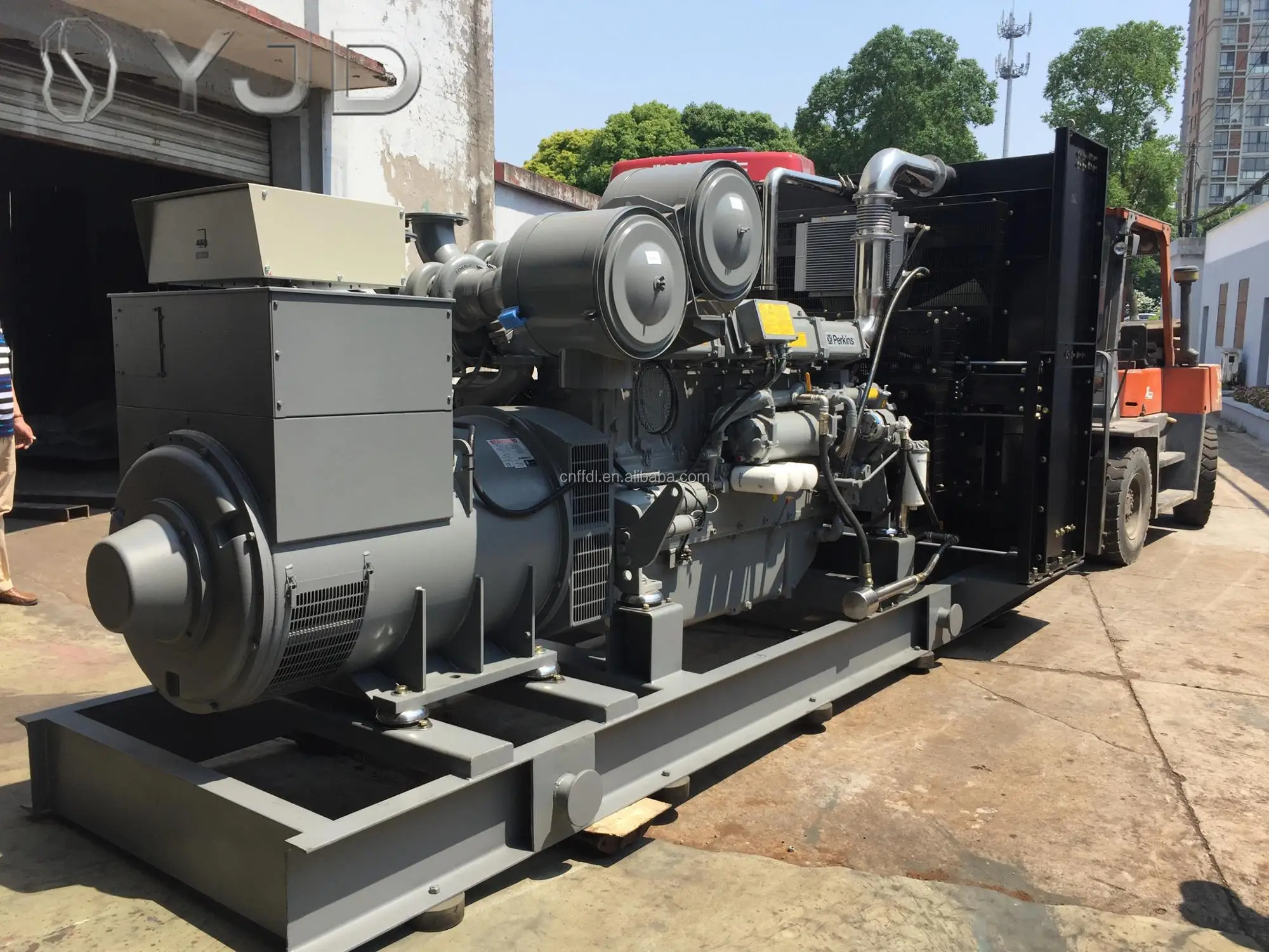 1000KW 1250KVA Silent Diesel Generator 415V 50Hz  Weatherproof