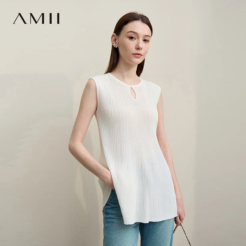 Amii Women's Top 2026 Autumn New French Holiday Round Neck Droplet Cutout Tank A-Line Saint Sleeveless Vest For Women 12641042