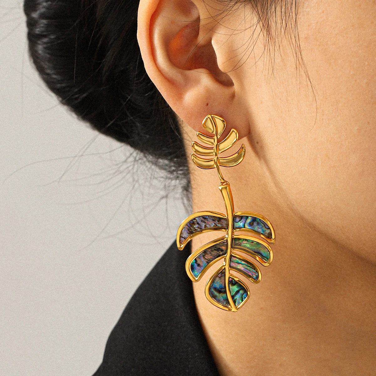 

Huang Chao Big Leaf Pendant Declaration 18k PVD Gold Plated Stainless Steel Women's Earrings Jewelry Set Fashion Festival Gift