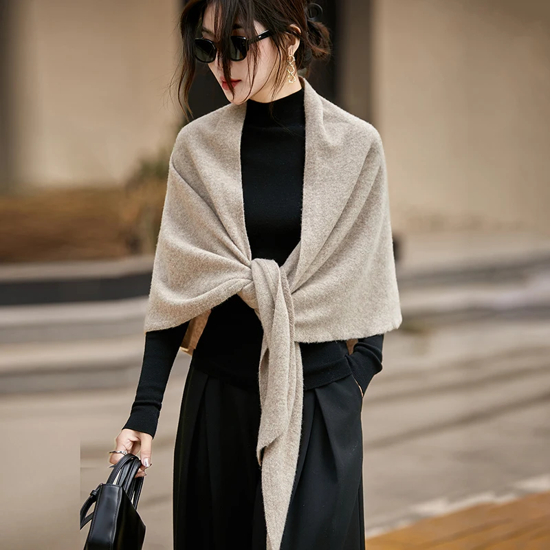 

Women 100% Wool Scarf Spring Autumn Winter Large Triangular Scarf Wool Knitwear Simple Style Variable Shawl Scarf Pure Color Top