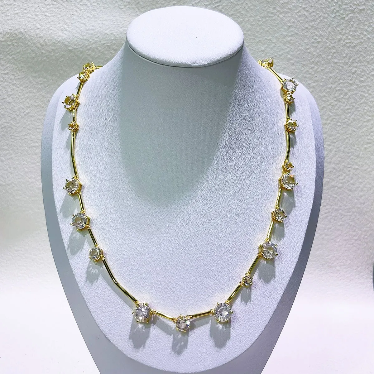 Thumbnail 2 - #64 Compare Gold Earrings Before You Buy