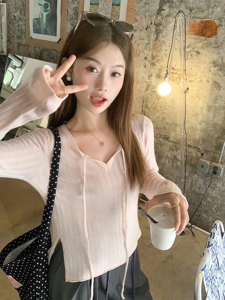 

Charming Sweet Design Knitted Sweater Women Early Spring Casual Long Sve V-Ne Faionable Ladieswear