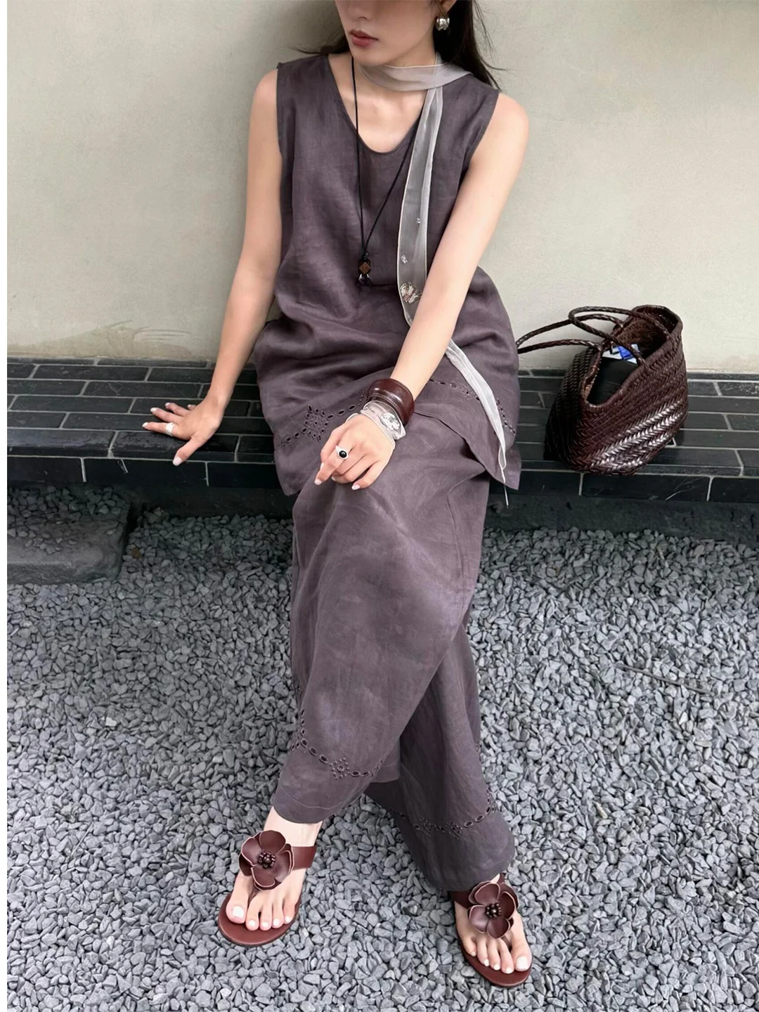 Ladies Summer Casual Cotton Linen Sleeveless Embroidered Dress And Wide Leg Pants Two Piece Set Breathable round Neck Button up