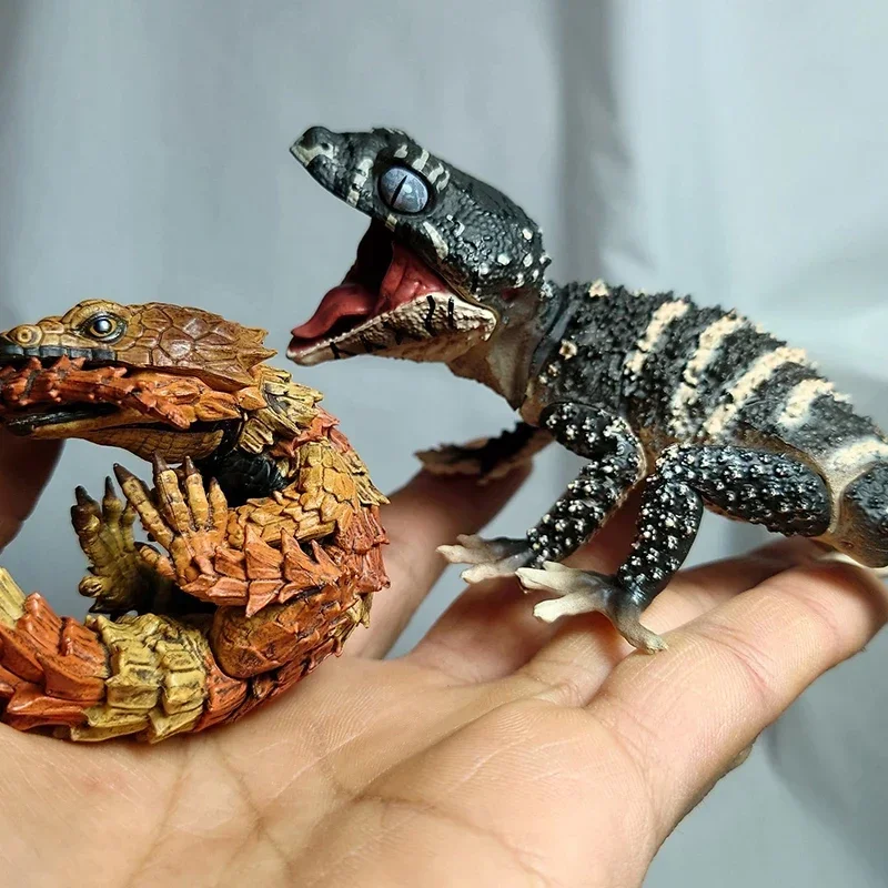 Genuine Gacha Figure Small Scale Model Armadillo Girdled Lizard Cordylus cataphractus Nephrurus Levis Action Figure Model Toys