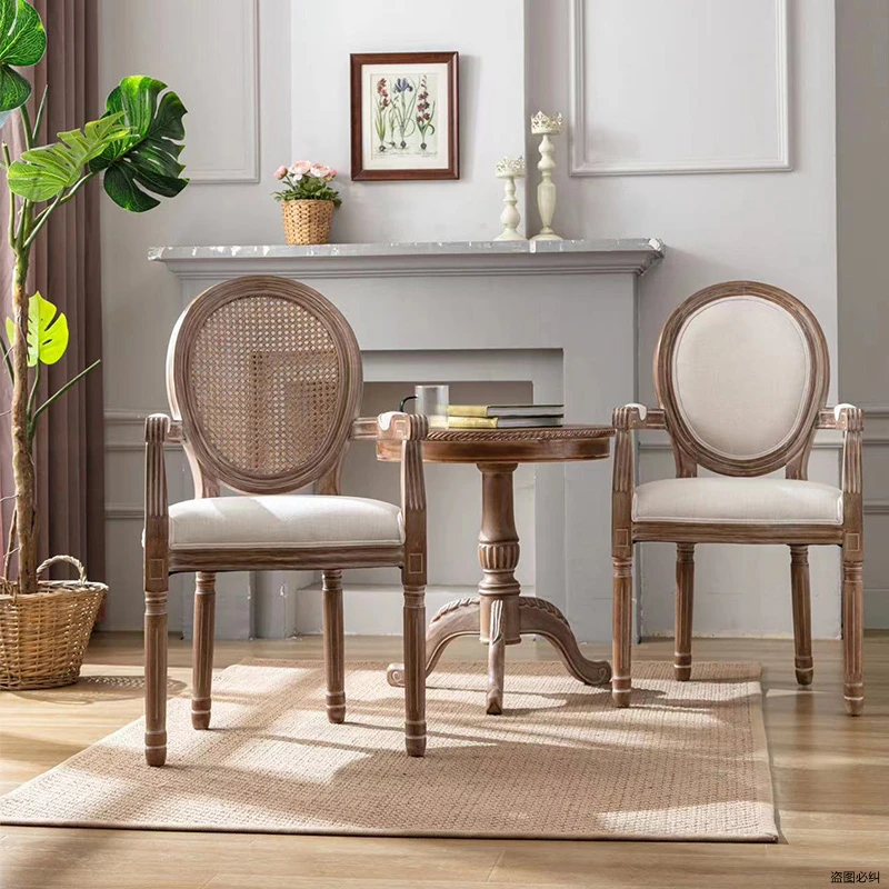 Vintage armchairs, pastoral photo studios, European solid wood dining chairs, French rattan mesh coffee table, round table