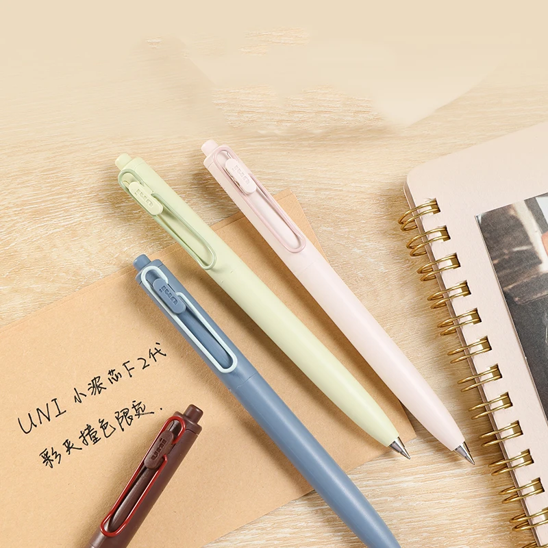 New Japan UNI Small Thick Core Summer Limited Gel Pen UMN-SF Thick Black One Low Center of Signature Pen