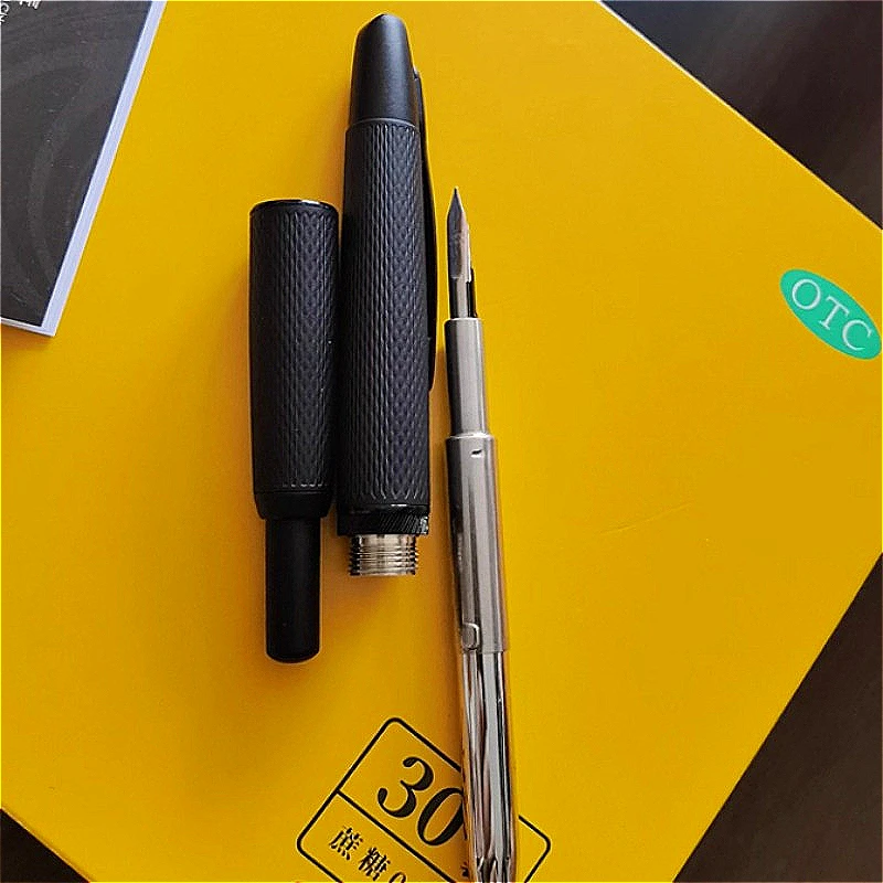 MAJOHN A1 Fountain Pen Retractable Metal Striped Pattern Iridium Nib Click Action Pen Luxury Business Gift Pen School Supplies