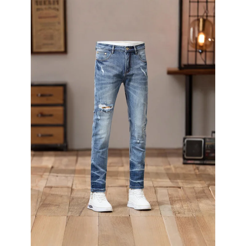 Jeans da uomo alla moda alla moda con fori 2025 Abbigliamento da uomo autunnale Pantaloni skinny elasticizzati slim fit alla moda lavati retrò