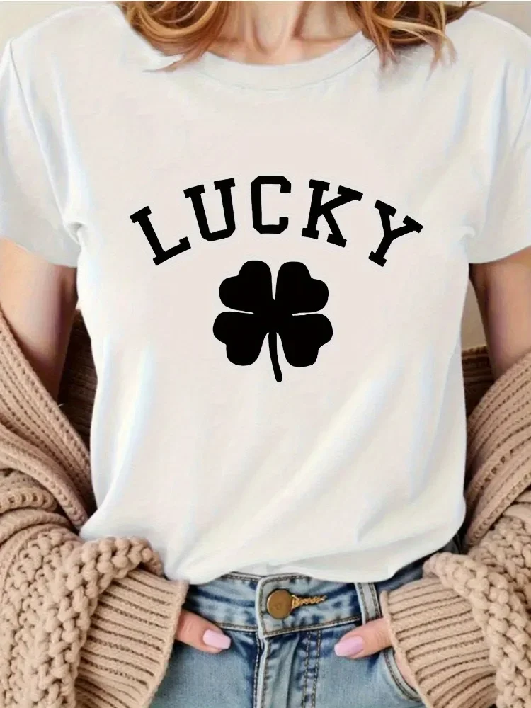 Women's Four-leaf Clover Print T-shirt, Casual Everyday Party Wear, Text Design, St. Patrick's Day.graphic T Shirts Personality