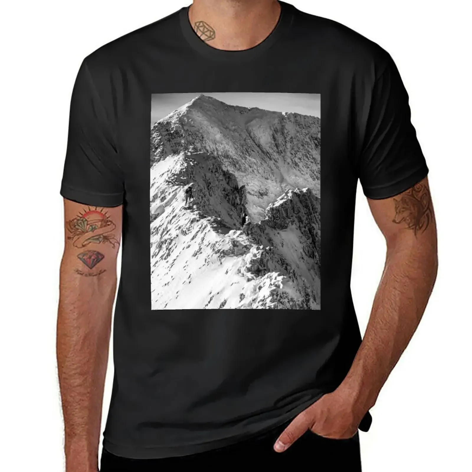 Crib Goch, Snowdon, winter T-Shirt tops Blouse quick drying Men's cotton t-shirt