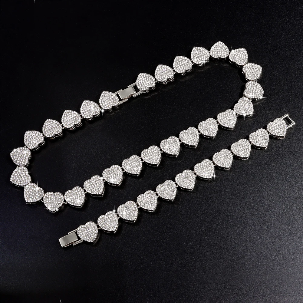 Iced Out Shine Crystal Heart Necklace for Women Bling Hip Hop Choker Cuban Chain Fashion Jewelry Valentine\'s Day Gift New 2024