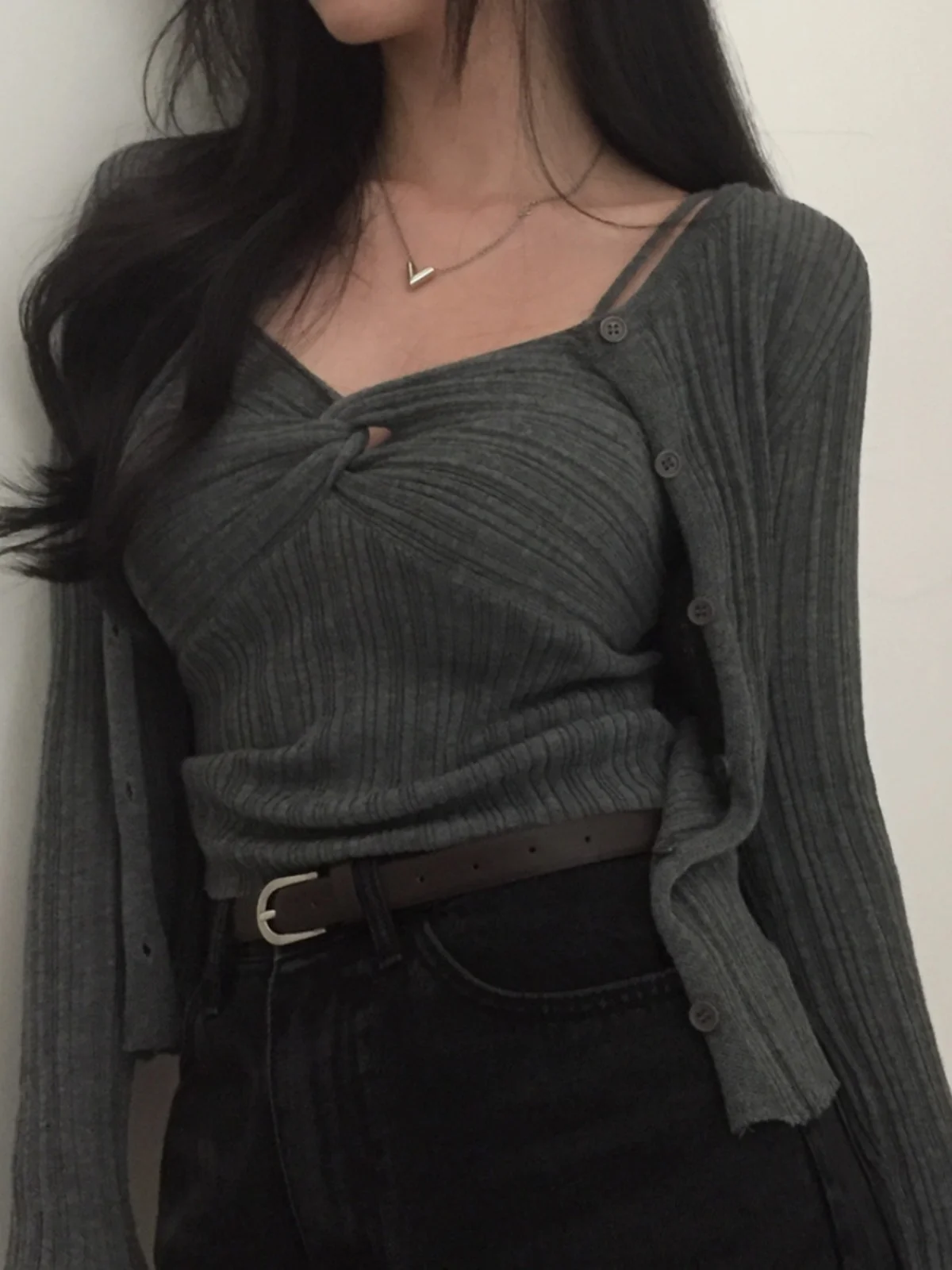 

Женский облегающий вязаный длинный жилет с перекрестными бретелями Sve, чувственный комплект Faion, хлопковый открытый кардиган в тонкую полоску, ансамбль