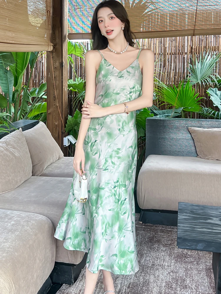 2025 自由奔放に生きるグリーン花柄サテンシックなスリングセクシーなロングドレス女性エレガントなフリルカジュアルホリデードレス夏ボディコンフェスティバルドレス