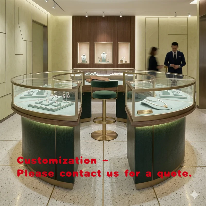 

Изготовленная на заказ изогнутая витрина для ювелирных изделий из зеленой кожи с золотистыми металлическими элементами и LED-подсветкой для розничных бутиков.