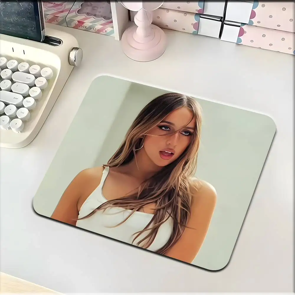 Tate M-McRae Singer Mousepad Small LockEdge Mouse Pad For Gamers Computer Desk Pad Rectangular Anti-slip Rubber view 2