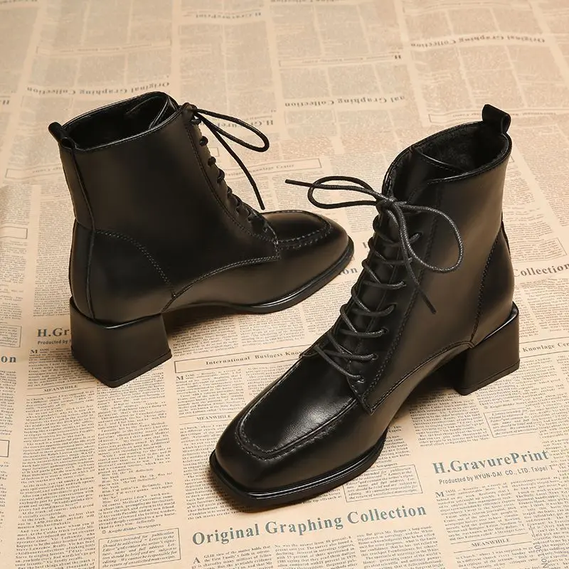 ساحة تو الجلود كعب المرأة حذاء من الجلد الخريف الشتاء الصوف مبطن الدانتيل متابعة الإناث أحذية قصيرة جودة عالية جديد في الجوارب #5