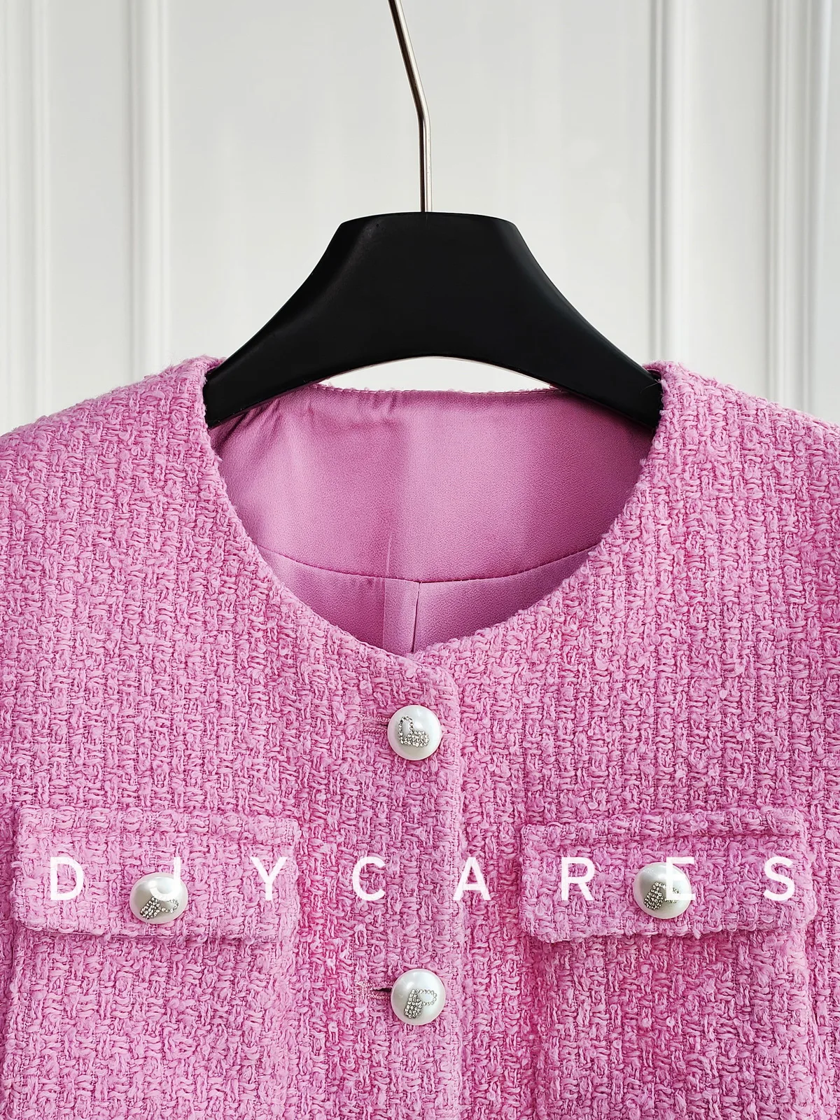 New Pink jacket with fashionable 2-pocket design and short top big size