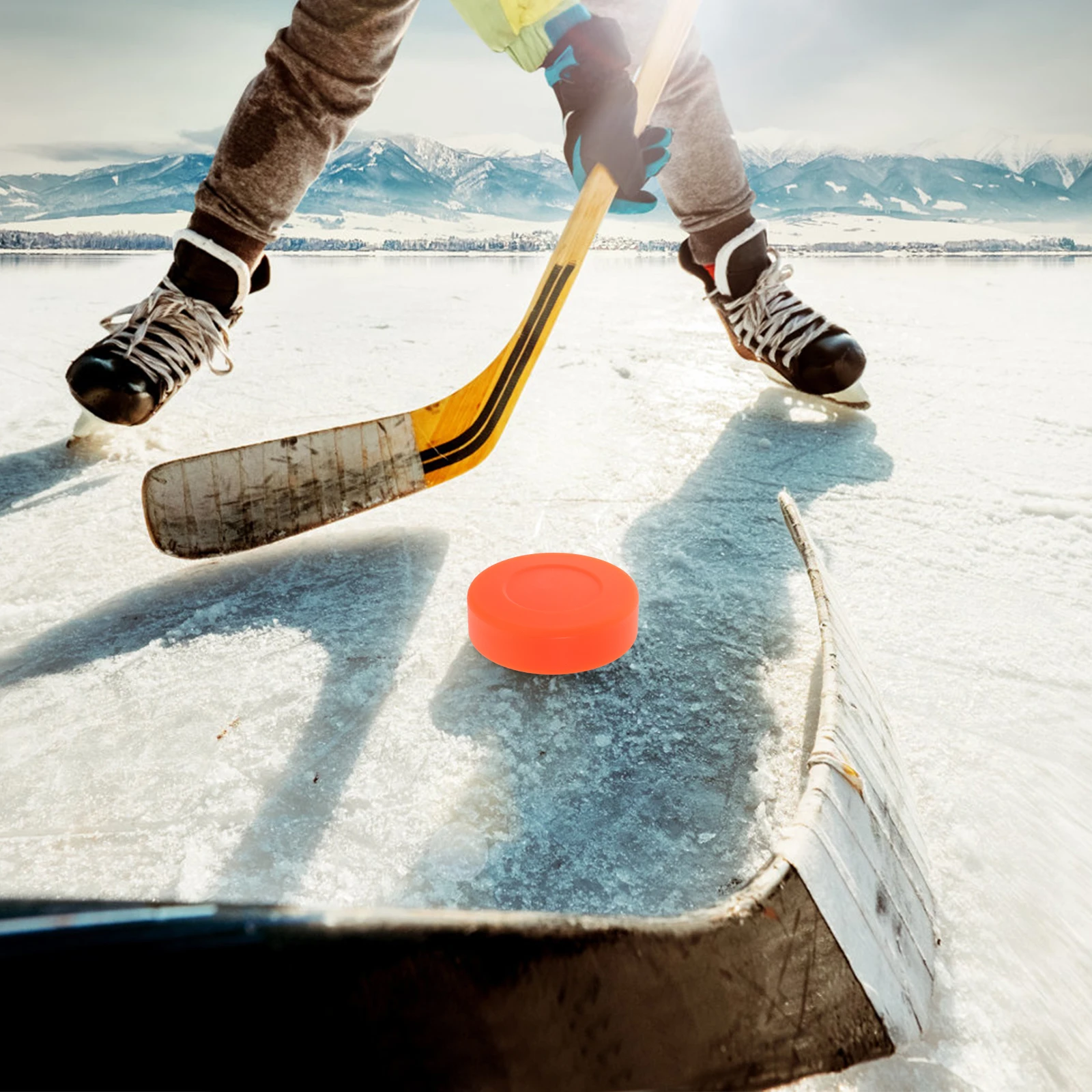 

4Pcs Ice Hockey Pucks Rubber Training Pucks for Smooth Surface Sliding Low Friction Consistency Perfect for Training and Games