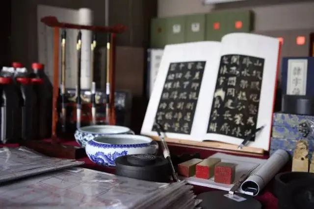 

4PCS 90mm RC Monster Truck Tires Wheels 12mm Hex for Trxs E-Revo MJX 16207 16208 1/16 HBX Upgrade Parts Off-Road Buggy