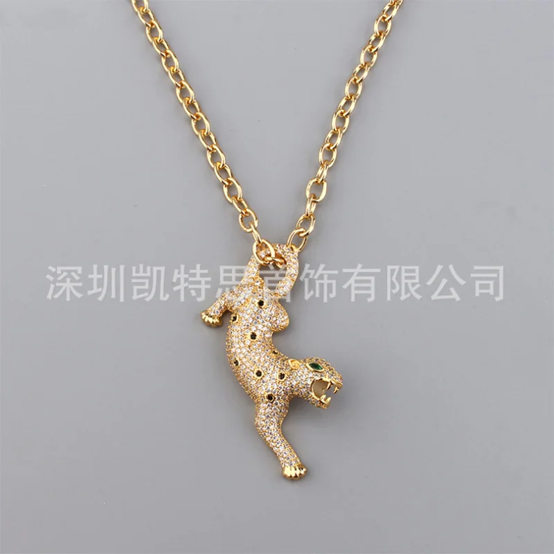 

Fashion Green Eye Leopard Titanium Steel Micro-Inlaid AAA Zircon Luxury Animal Necklace