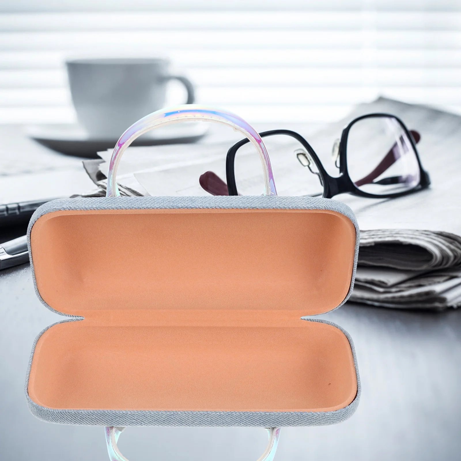 

Handheld Kids Glasses Box Adorable Cartoon Pattern Portable Storage Multi-Functional Eyeglasses Container Safe Use Travel