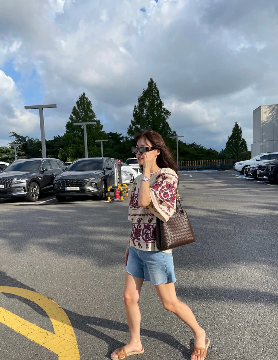 

Женская футболка ort Sve в этническом стиле Dongda Gate с вышивкой и кружевной отделкой, круглый цвет, хлопок 00% свободного покроя для поездок на работу