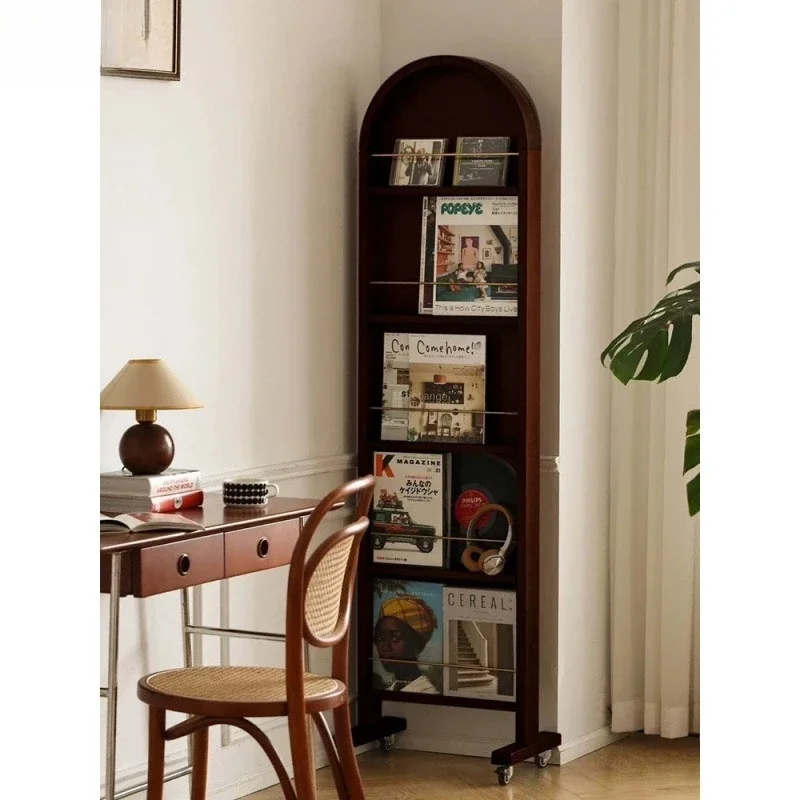 مرآة كاملة الجسم من الخشب الصلب، ورف كتب المجلات، وتقسيم متكامل للملابس من الأرض إلى السقف