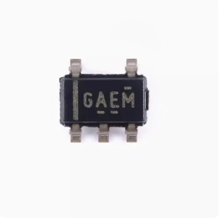 1PCS Genuine REF2033AIDDCR SOT-23-5 3.3V Voltage Reference Chip