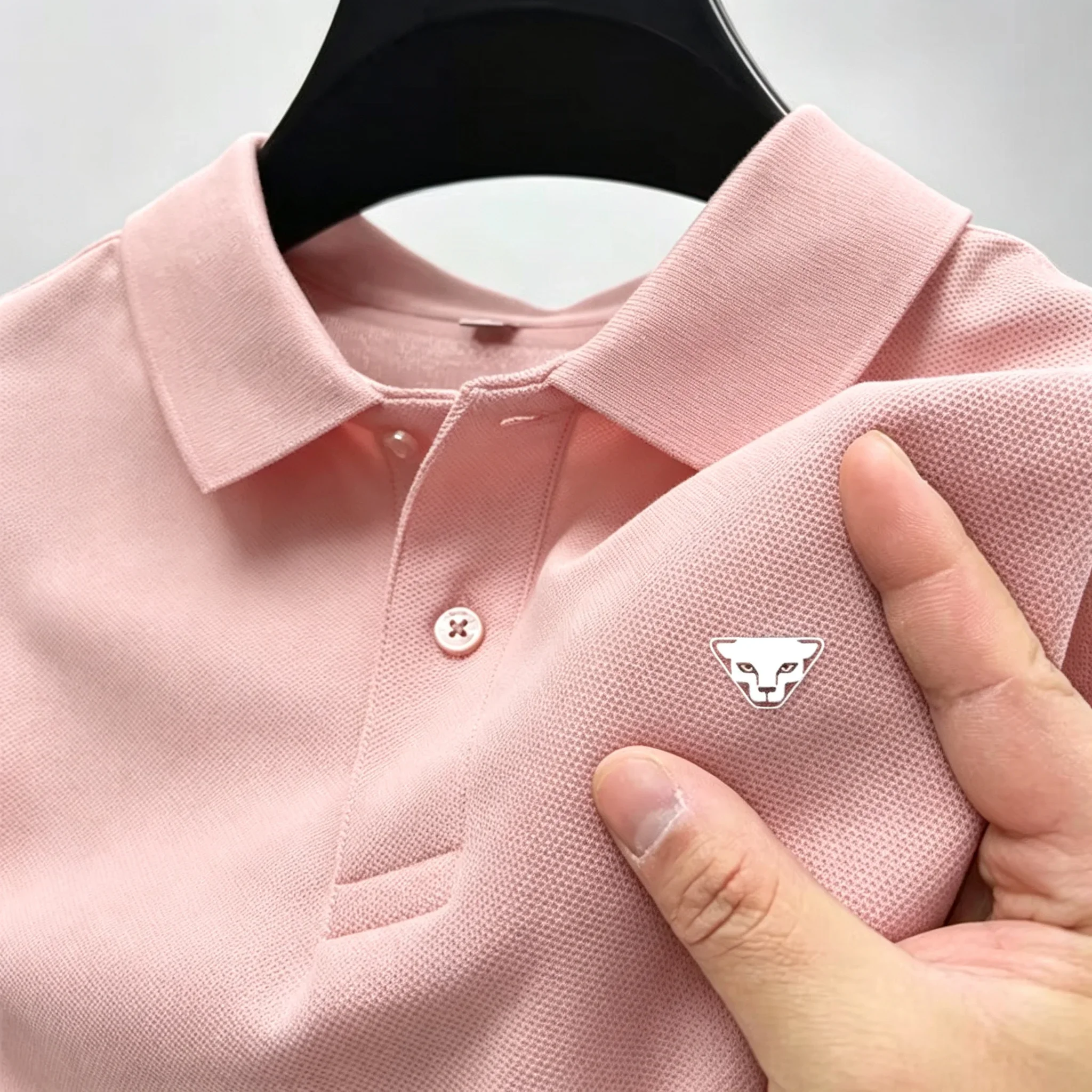 Herren Sommer High-End Bedrucktes Golf-Poloshirt mit Kragen, Einfarbig, Atmungsaktiv, Büro-Casual, Hochwertige Herrenbekleidung – Detail 12