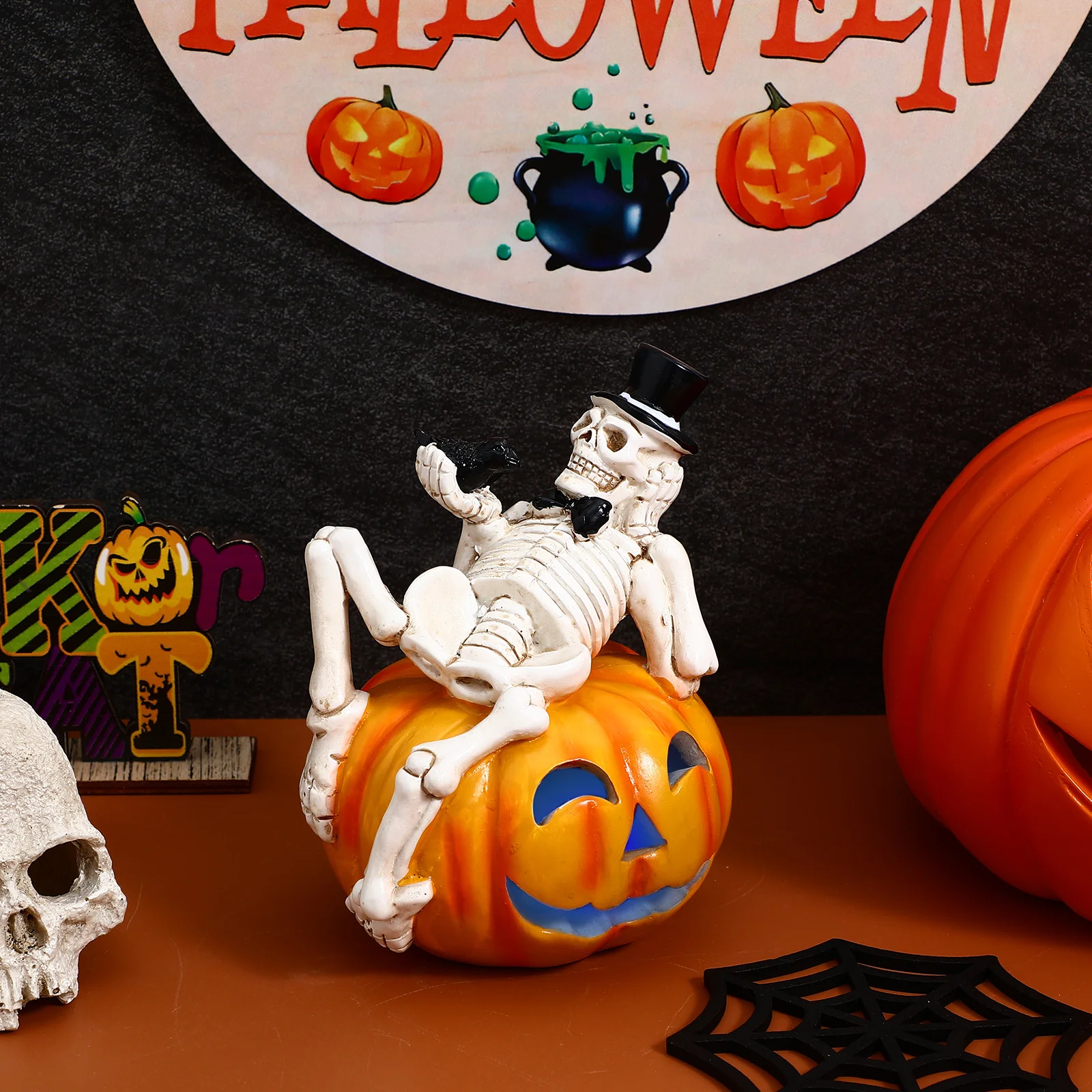 

LED Pumpkin Lantern Colorful Halloween Pumpkin Skull Light Indoor Desk Table Decoration Bedroom Party Favors Halloween Pumpkins