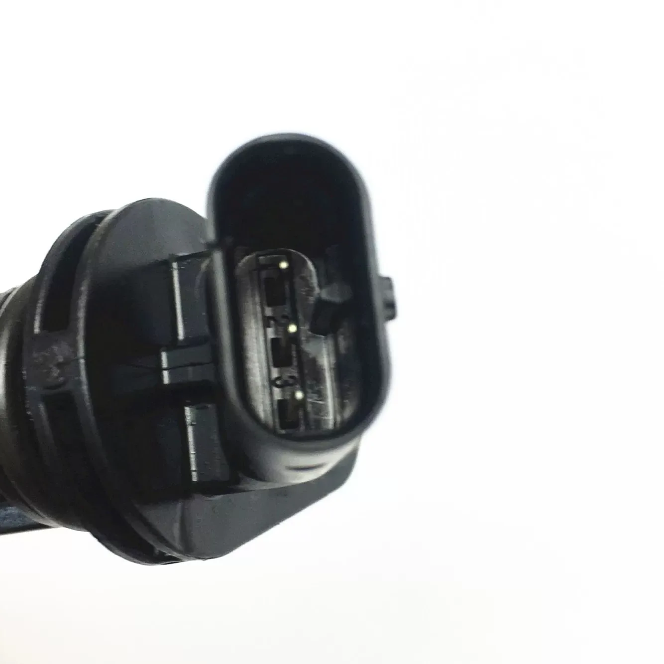 

1PCS/LOTS 30668635 Z257211577 for XC40 cylinder crankshaft position sensor IC Electronic components for Arduino DIY