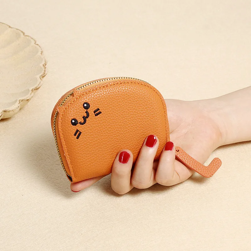 

Кожаный чехол для соски и зажима для соски в форме милого кота, маленькие мини-сумки для подгузников, чехол для аксессуаров для коляски, органайзер