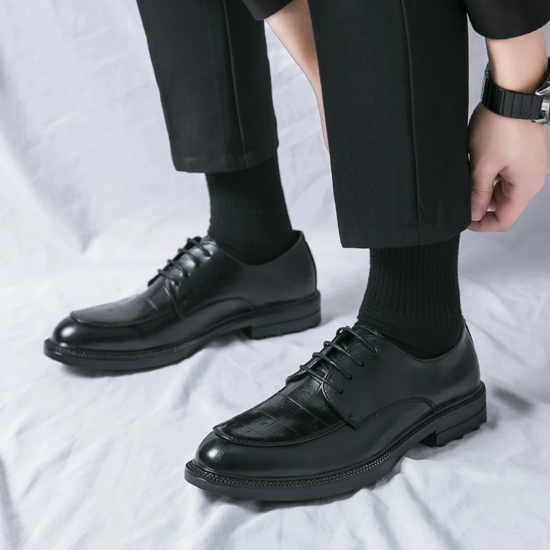 Men\'s Concise Oxford Checked Patent Leather Business Shoes Formal Dress Shoes Men Office Work Shoes Black Brown Plus Size 38-46