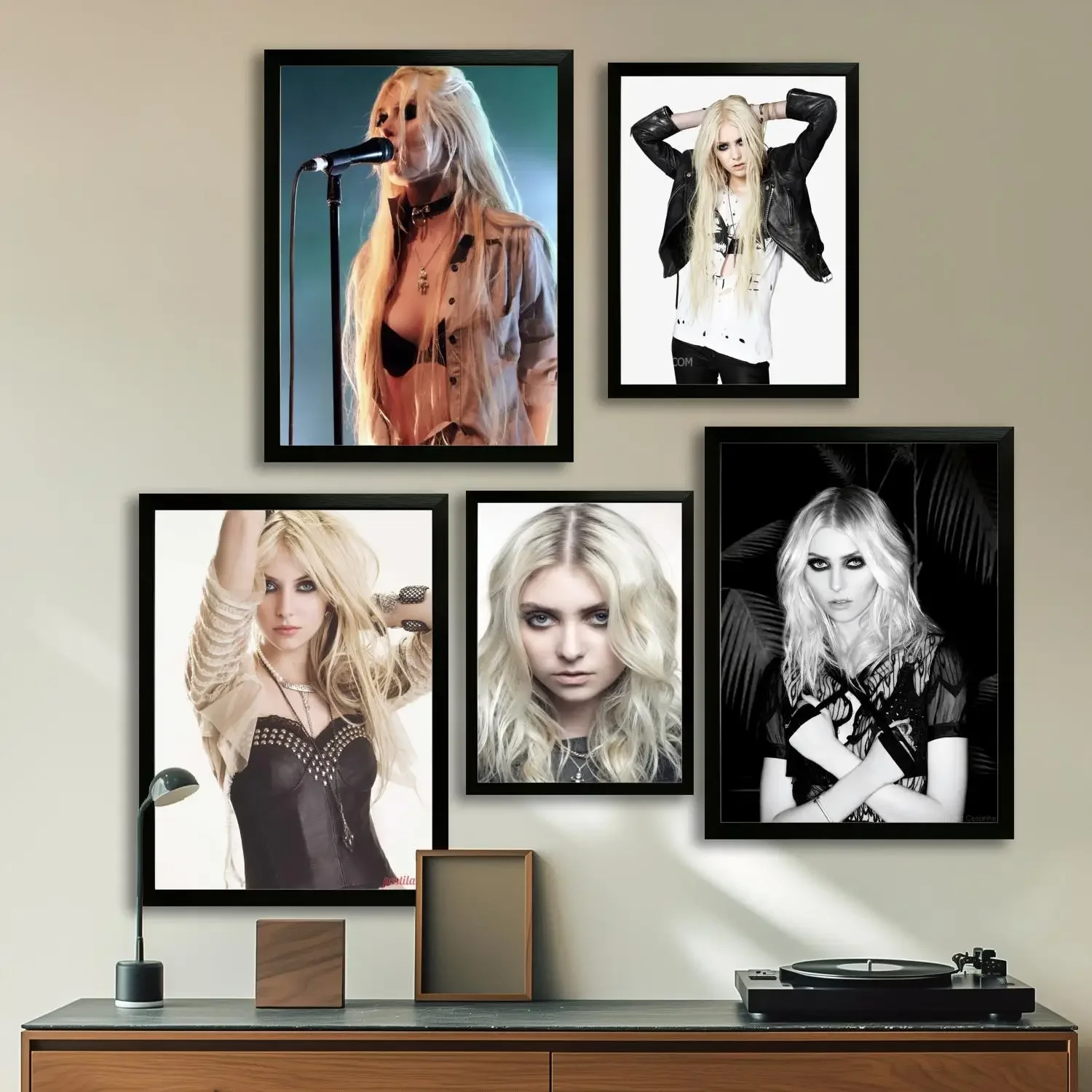 the pretty reckless Rock Band Canvas Art Poster, Wall Art Picture Print, Modern Family Bedroom Decor Posters,Decorative painting